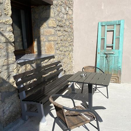 Lithic Suites Kalampáka Buitenkant foto